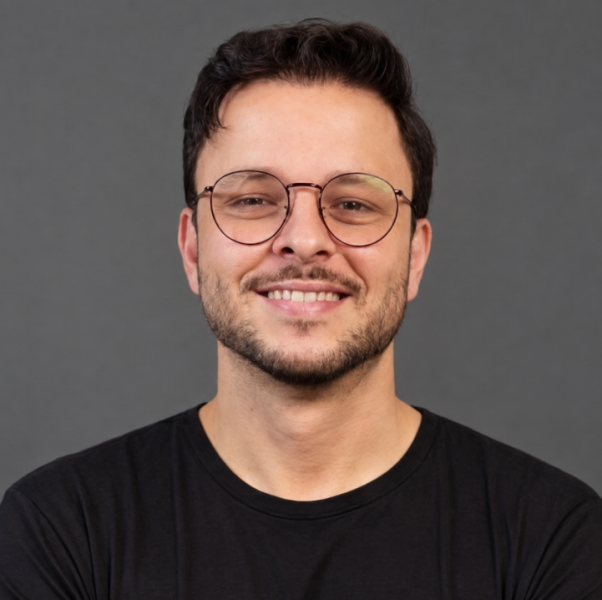 Caio Reina