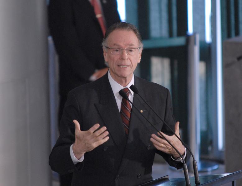 Carlos Arthur Nuzman - Presidente da Conf. Brasileira de Esportes