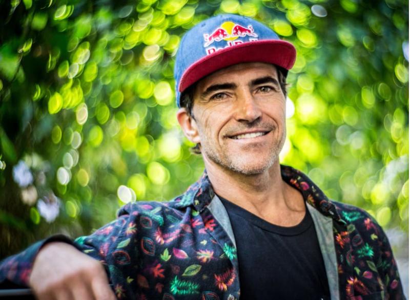 Carlos Burle