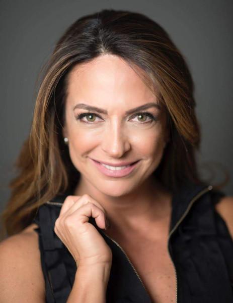Claudia Tenorio
