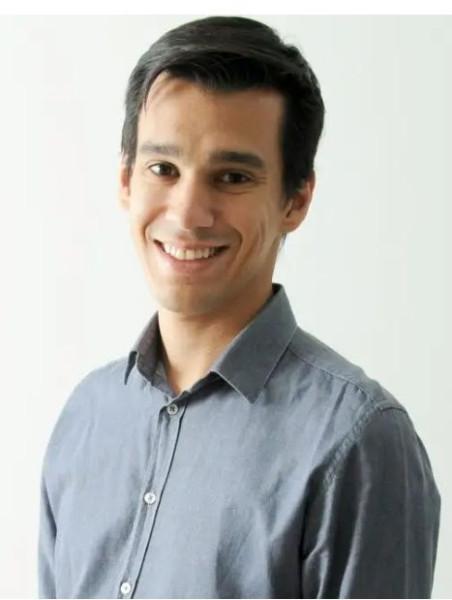 Eduardo L Hottelier