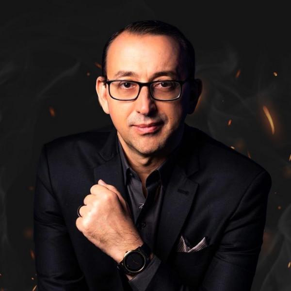 José Roberto Marques